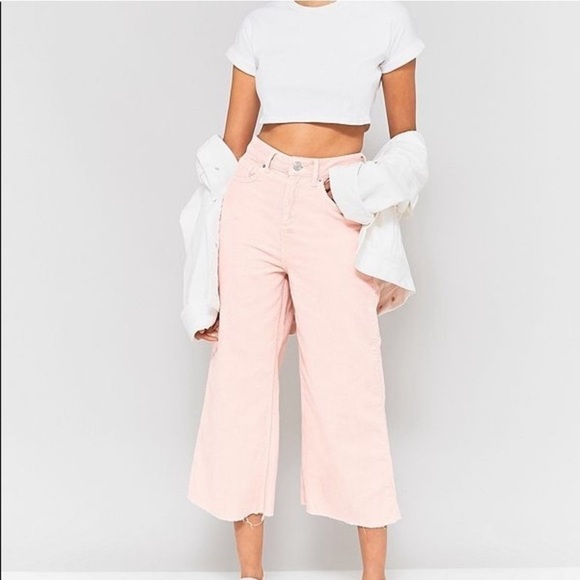 BDG High & Wide Peach Raw Hem Jeans - Picture 1 of 6